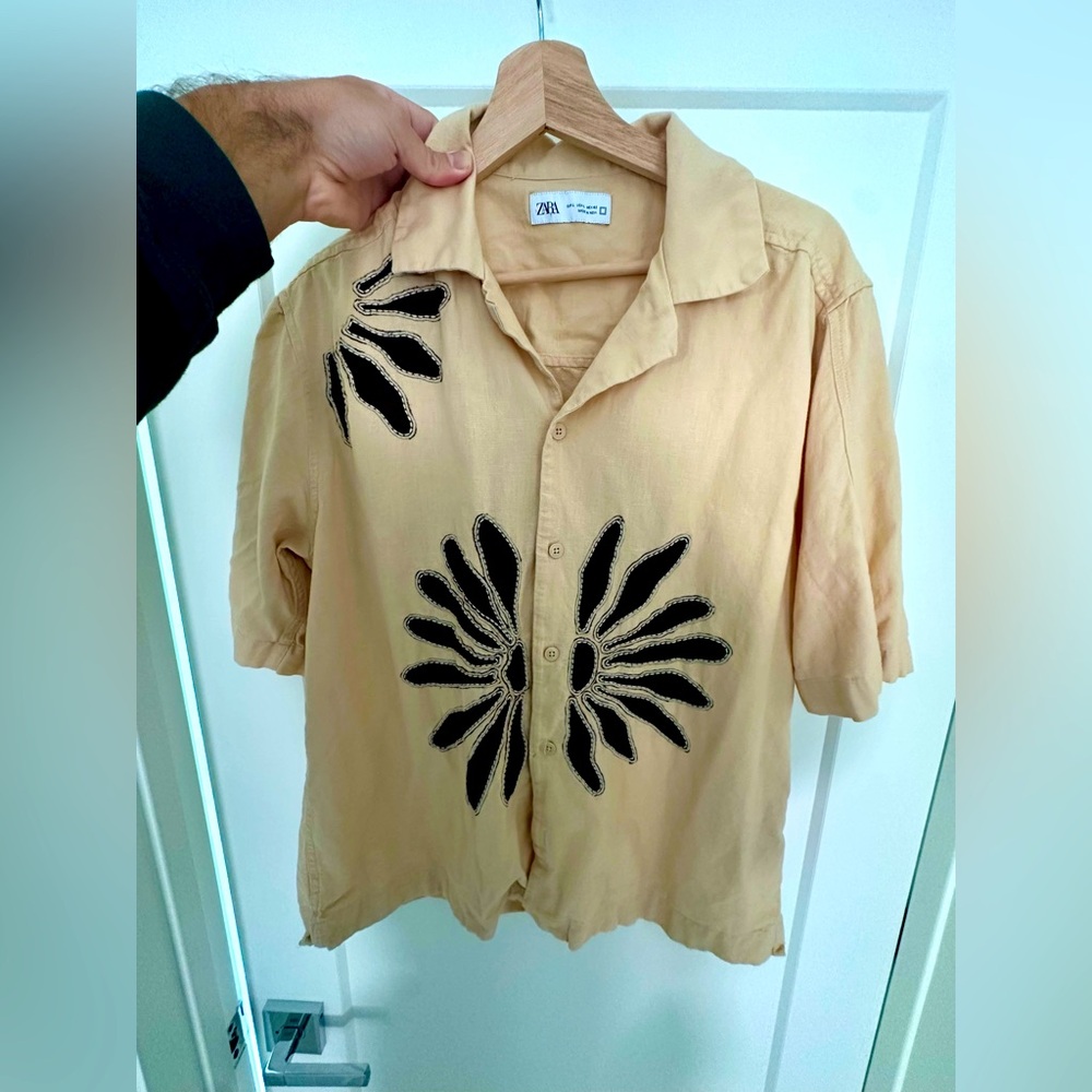 Zara Cream Top with Black Floral Pattern